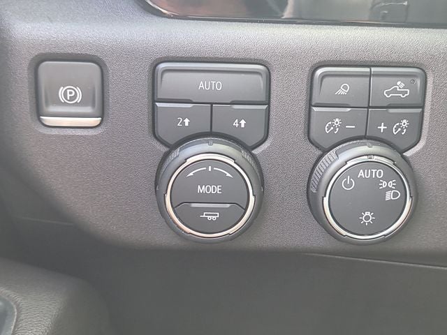 2025 Chevrolet Silverado 1500 LT 5.3 V8