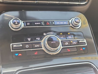 2022 Lincoln Nautilus Standard PREMIUM