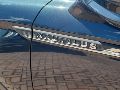 2022 Lincoln Nautilus Standard PREMIUM
