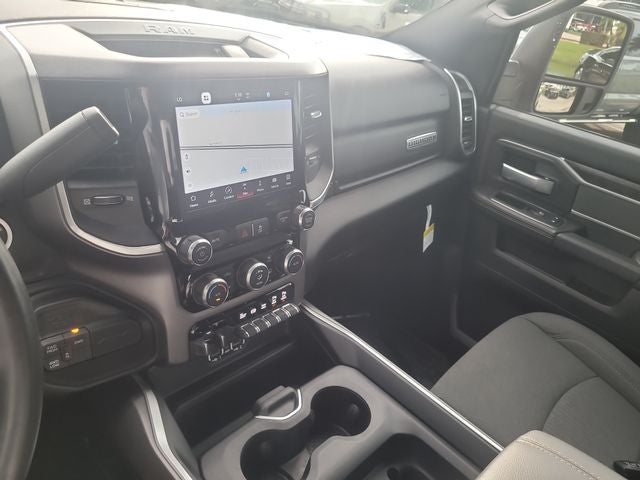 2024 RAM 3500 Big Horn CUMMINS DIESEL