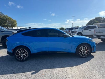 2021 Ford Mustang Mach-E GT PERFORMANCE PACKAGE