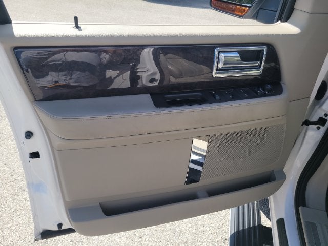 2016 Lincoln Navigator Select