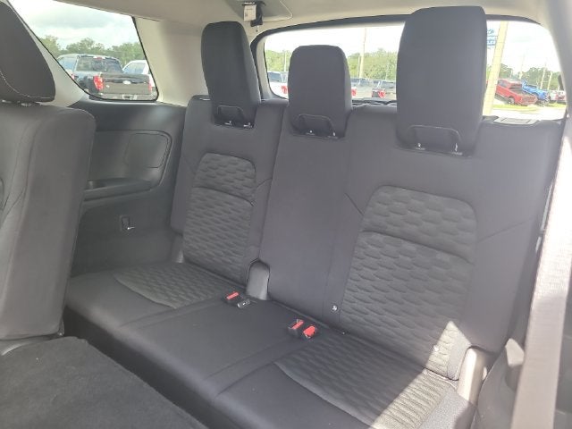 2022 Nissan Pathfinder SV V-6