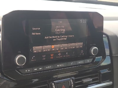 2022 Nissan Pathfinder SV V-6