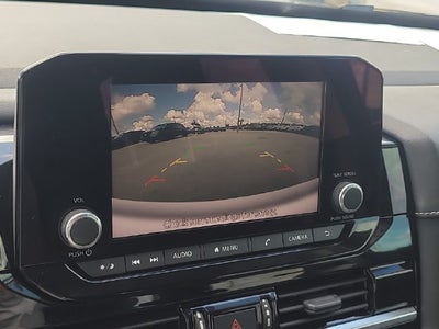 2022 Nissan Pathfinder SV V-6