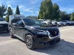 2022 Nissan Pathfinder SV V-6