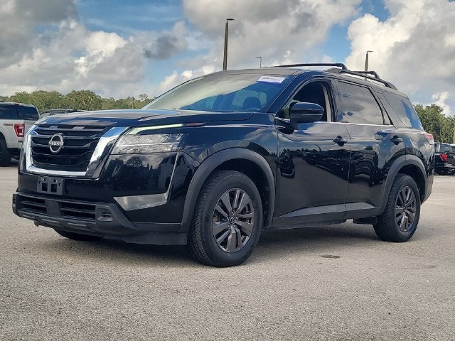 2022 Nissan Pathfinder SV V-6