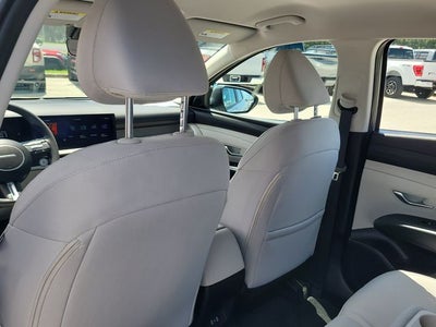 2025 Hyundai Tucson SE