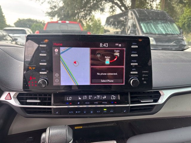 2021 Toyota Sienna XLE 8 Passenger