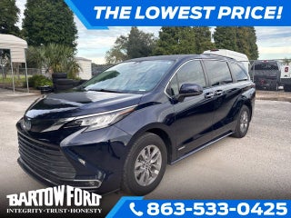 2021 Toyota Sienna XLE 8 Passenger