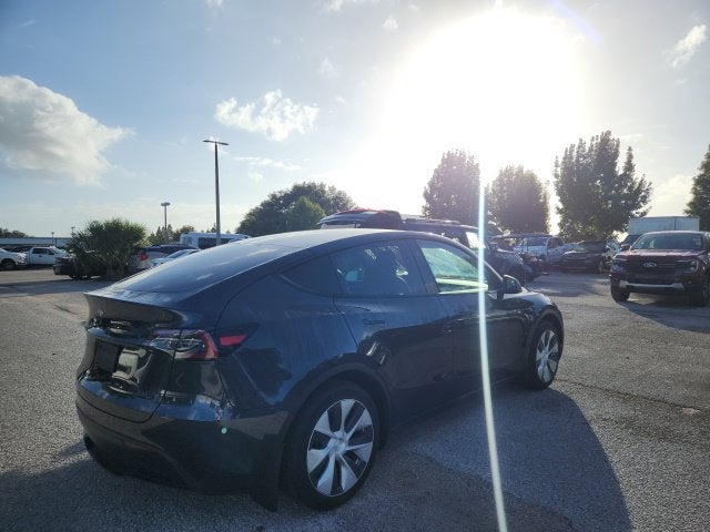 2024 Tesla Model Y Standard Range