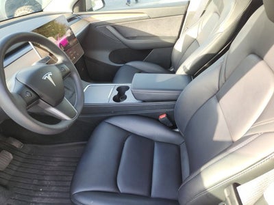 2024 Tesla Model Y Standard Range