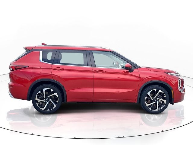 2023 Mitsubishi Outlander SEL