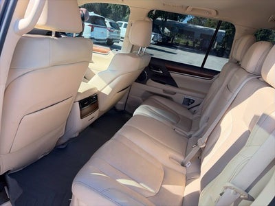 2016 Lexus LX 570