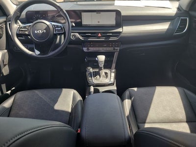 2025 Kia Seltos EX