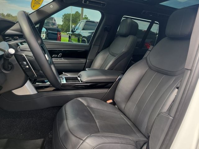 2023 Land Rover Range Rover SE 4.4 V8 TURBO