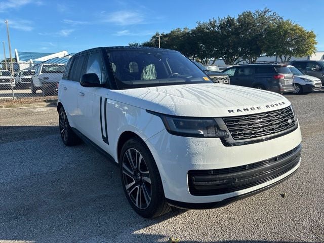 2023 Land Rover Range Rover SE 4.4 V8 TURBO