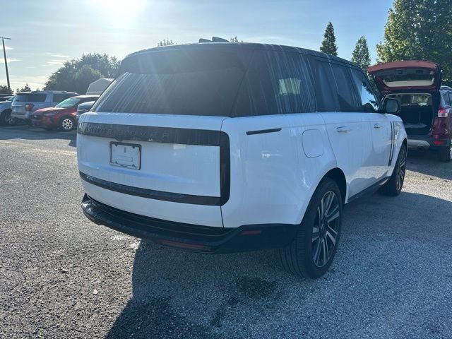 2023 Land Rover Range Rover SE 4.4 V8 TURBO