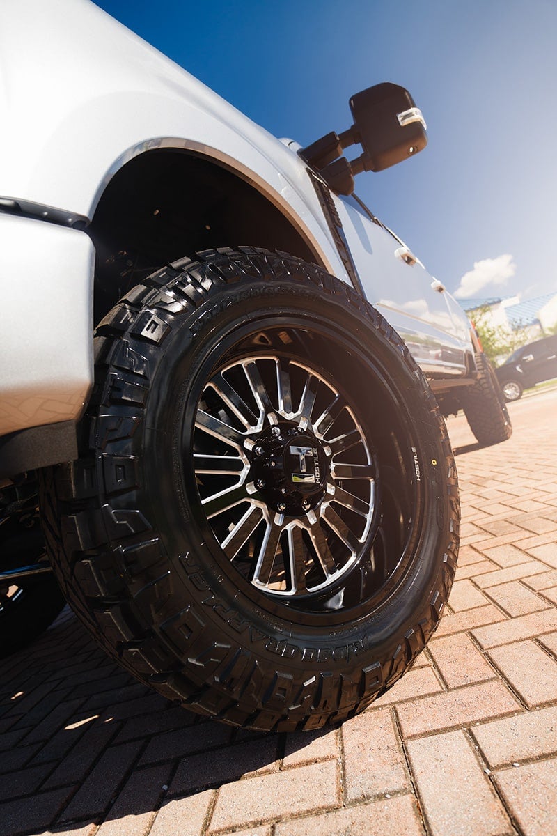 2024 Ford F-350 Lift exterior