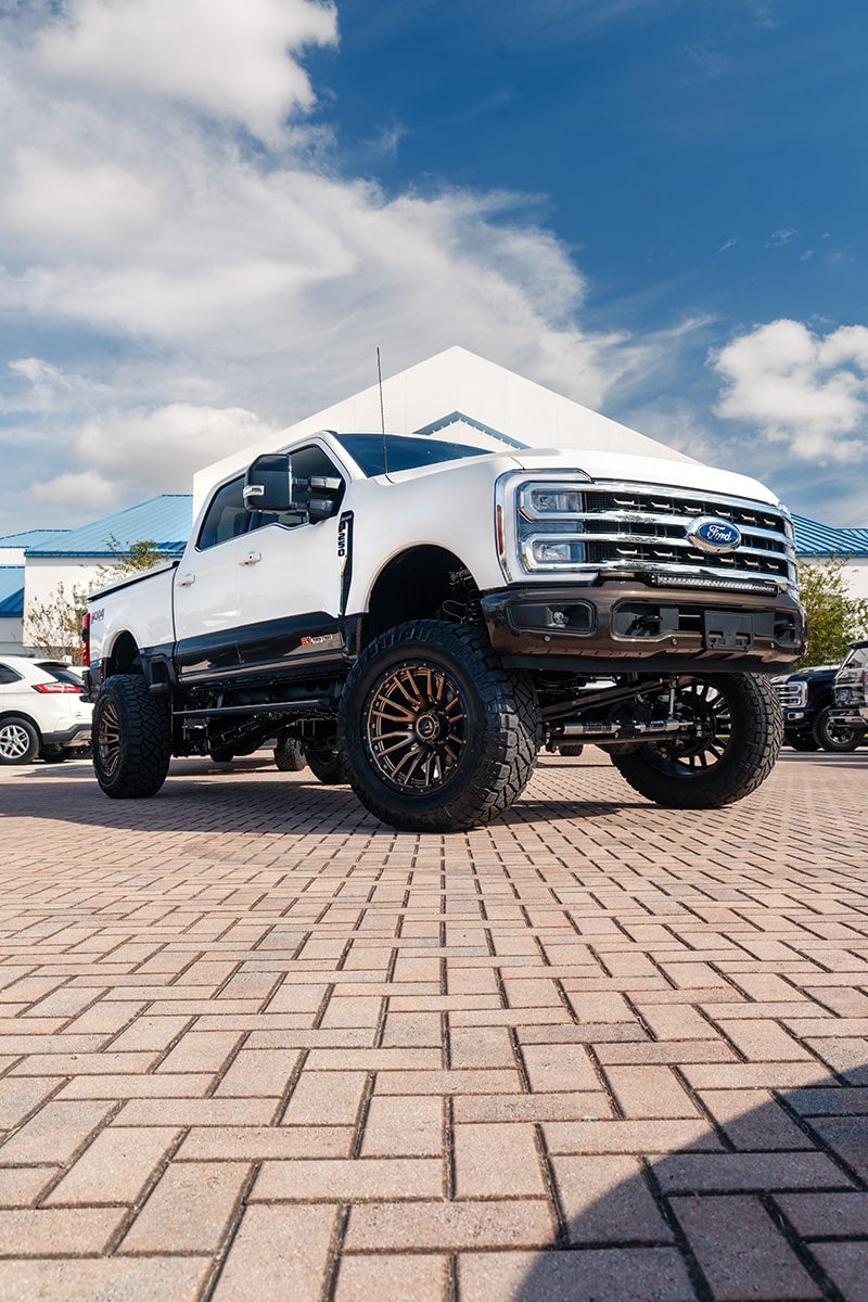 2024 Ford Stryker F-250 exterior